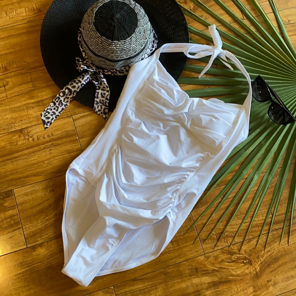 NWOT  Tummy control swimsuit
